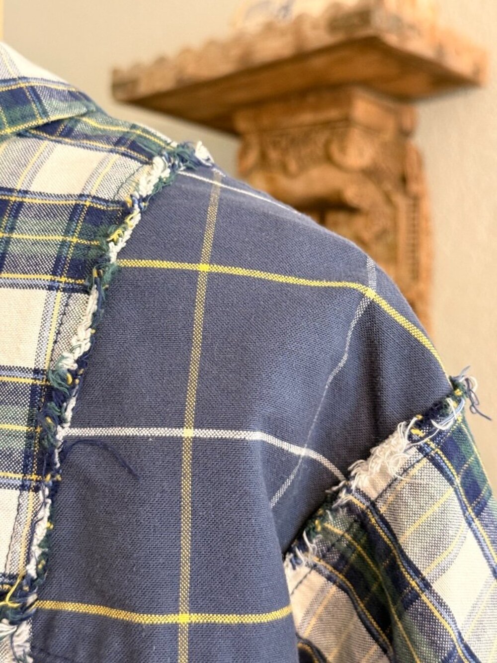 BDG (urban outfitters) Oversized Flannel BoyFriend Button Down Shirt - Picture 3 of 7